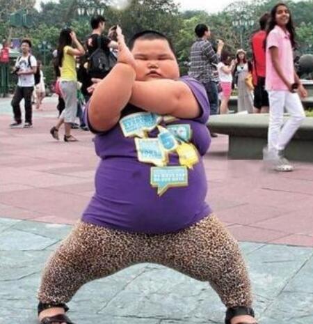 凹凸曼是什么意思,凹凸曼的意思