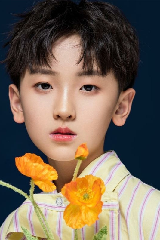 左奇函个人资料-左奇函简介-左奇函图片